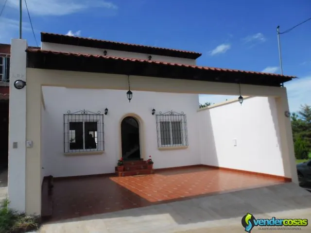 Casa estilo colonial en condominio celajes sector a 3 sn cristobal zona 8 mixco 4