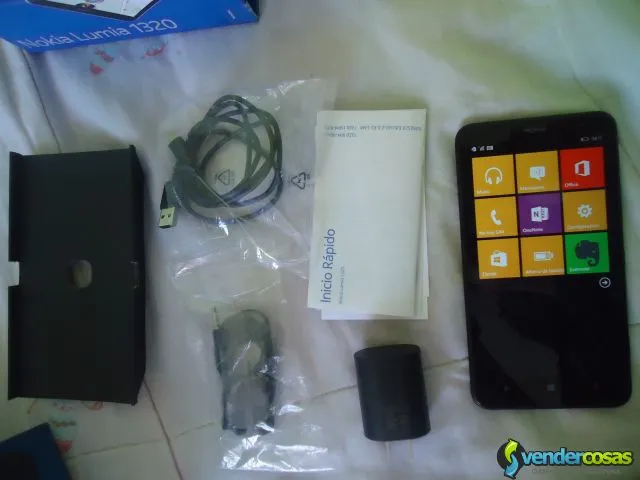 Lumia 1320 completamente nuevo con accesorios 1