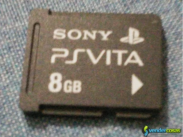 Psvita sony usado con memoria de 8gb, tactil con dos juegos originales. 2