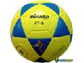 Balones de futbol mikasa original en cuero vendo